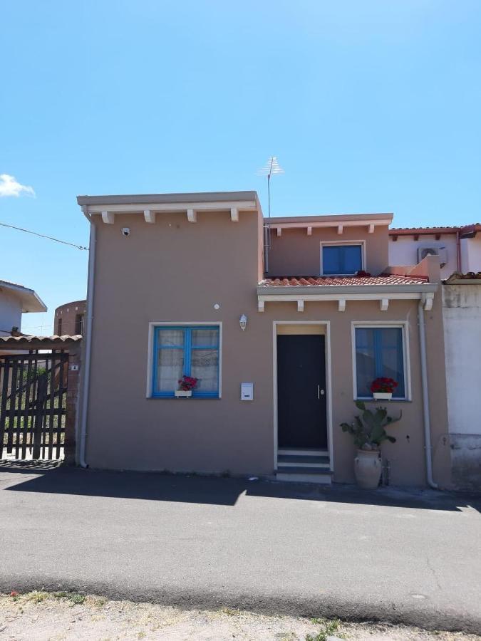 Bed and Breakfast La Vecchia Dimora Marrubiu Екстер'єр фото