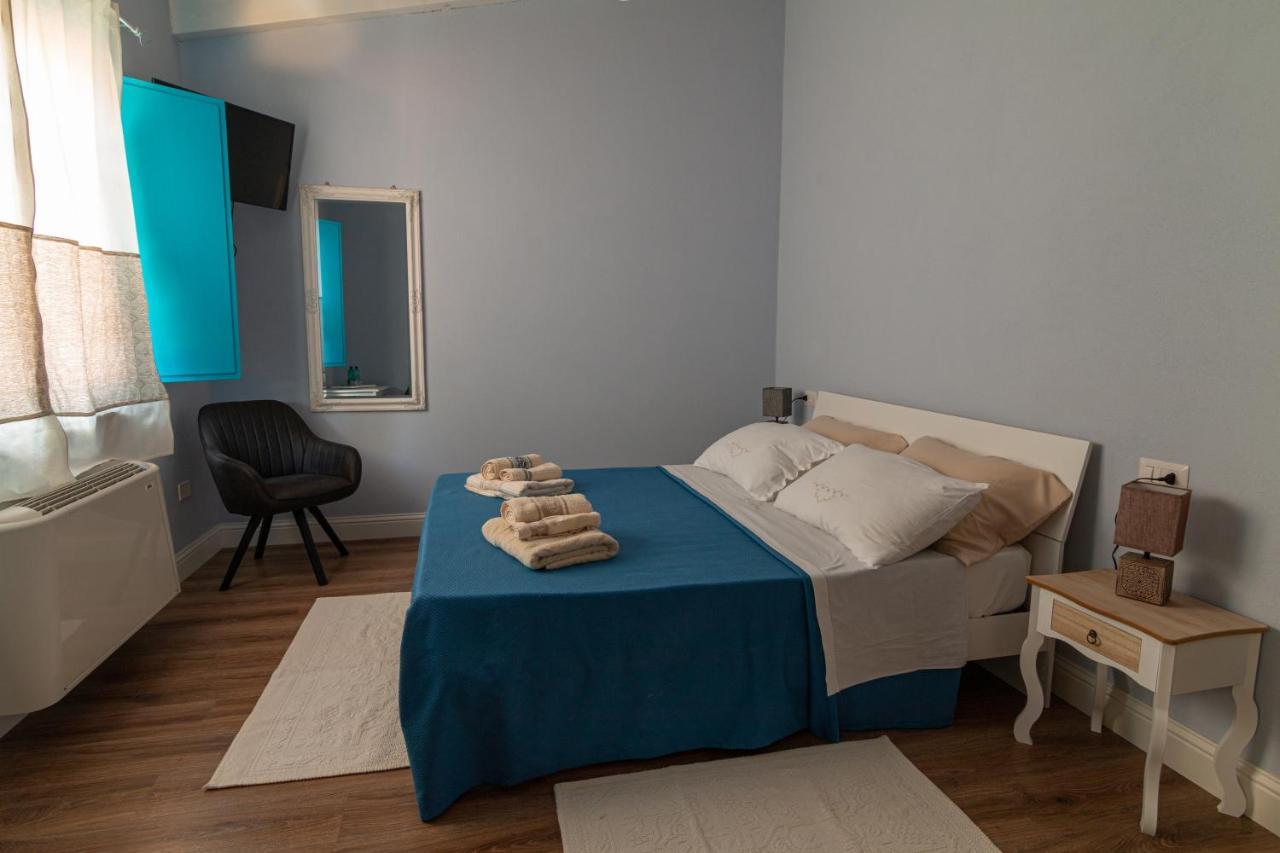 Bed and Breakfast La Vecchia Dimora Marrubiu Екстер'єр фото